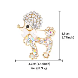 Vue détaillée des dimensions de la broche caniche avec cristaux blancs et dorure, 9,2g