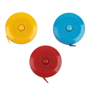 Set di tre mini metri a nastro circolare in colori giallo, blu e rosso portatili