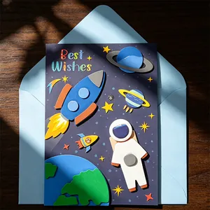 Detailansicht einer 3D-Weltraum-Grußkarte mit Astronauten-Motiv und Raketen-Elementen