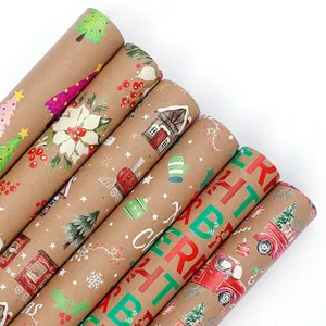 Retro-Kraft-Weihnachtspapierrollen mit festlichen Feiertagsmustern und Illustrationen