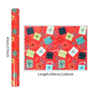 Vista dettagliata del rotolo di carta da regalo di Natale rossa, 43cm per 300cm