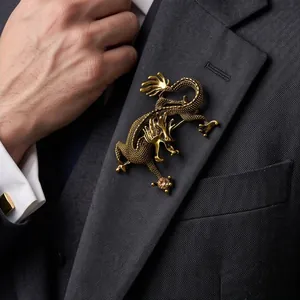Spilla vintage a forma di drago dorato da uomo, elegante accessorio per giacche