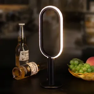 Kreative ovale LED-Akkulampe für Bar und Café für gemütliche Atmosphäre