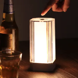 Moderne kabellose Acryl-Tischlampe mit Touch-Sensor für Bar und Restaurant