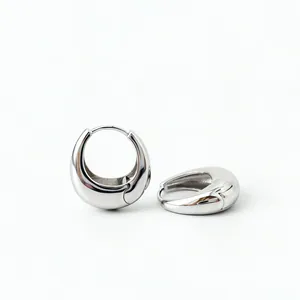 Elegante S925 Sterlingsilber Tropfen-Creolen mit hochwertiger Spiegelglanz-Oberfläche