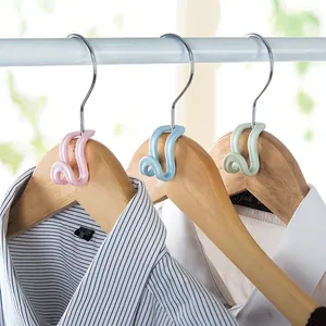 Set of non-slip hanger connector hooks for space-saving clothes organization