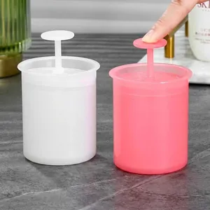 Montalatte manuale per detergente viso per bolle delicate e dense in rosa e bianco