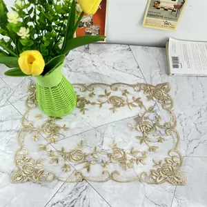Exquisito mantel individual bordado con encaje floral dorado para mesa estilo europeo