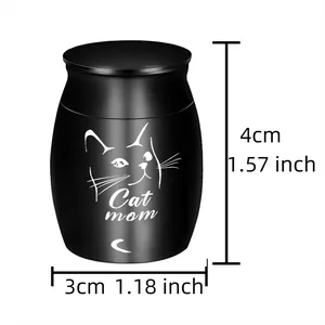 Mini black pet cremation urn for cat memorial with 'Cat mom' engraving, 4cm size