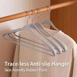 Antislip brede schouderhangers Naadloze PP kunststof kledingrek voor zware jassen pakken Ruimtebesparende Home Closet Organizer
