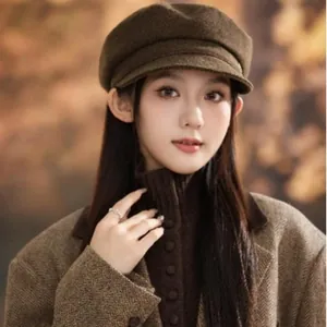Classic brown wool newsboy hat for women featuring a vintage autumn winter retro style