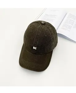 Detailansicht der stylischen gewaschenen Baumwoll-Kinder-Baseballkappe mit H-Logo