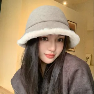 Women Fashion Cotton Woolen Textured Bucket Hat With Faux Fur Trim Thick Warm Winter Hat Face Slimming Fisherman Hat
