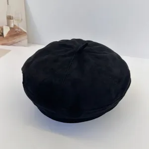 Chic black faux suede beret for women, classic autumn winter retro style accessory
