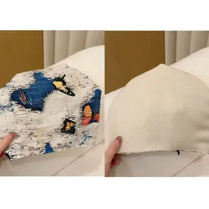 Détails de l'imprimé papillon et de la texture d'un bonnet de style wasteland.