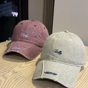 Gorras de béisbol de algodón lavado vintage con letras bordadas y detalles desgastados