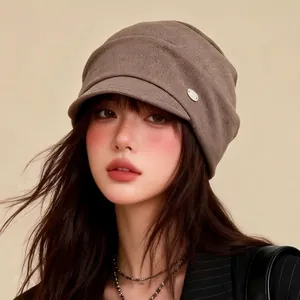 Japanese Style Newsboy Hat Women Vintage Cotton Baker Boy Cap Solid Color Adjustable Equestrian Cap With Metal Logo