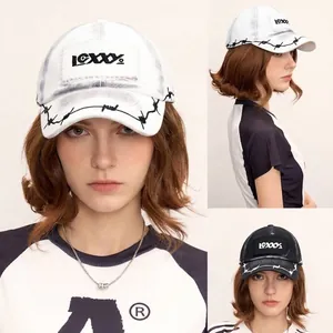 High-Street Unisex Baseballkappe mit Buchstabenstickerei und Stacheldraht-Design