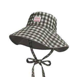 Sombrero de sol a cuadros de ala ancha con cordón ajustable para máxima protección