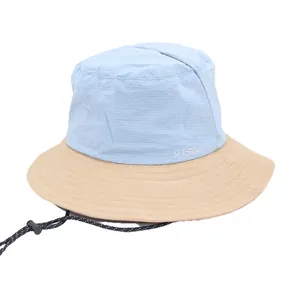 Fashionable color-block sun bucket hat with adjustable chin strap for outdoor protection