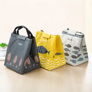 Tragbare isolierte Lunchtaschen mit niedlichem Fischmuster für Picknicks im Freien