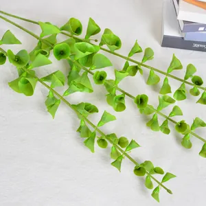 Kunstmatige eucalyptus takken met schelpvormige bladeren voor huisdecoratie en bloemen