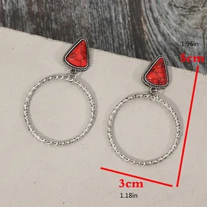 Orecchini pendenti vintage bohémien con turchese rosso e grandi anelli d'argento ritorti