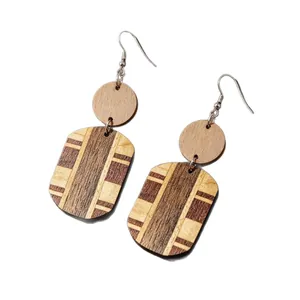 Orecchini bohémien in legno geometrico con patchwork a strisce verticali multicolore