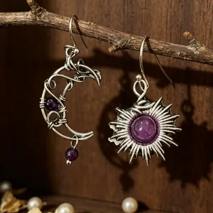 Pendientes vintage hechos a mano de sol y luna con cuentas de aspecto amatista púrpura