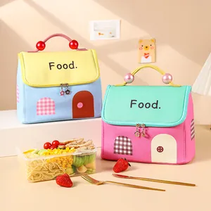 Cute house-shaped insulated lunch bag with large capacity and portable handle
