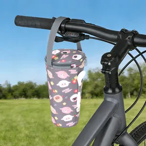 Funda térmica para botella de agua con dibujo de oveja colgada en manillar de bici