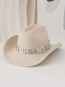 Sombrero de vaquero beige para San Patricio con banda de flores de trébol