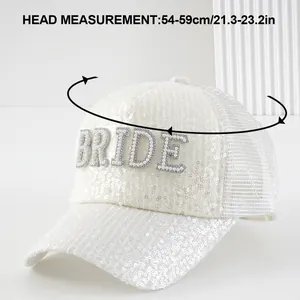 Cappellino da baseball con paillettes bianche e scritta 'BRIDE' in perle e retro in mesh