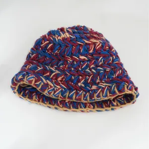 Cappello a secchiello in maglia spessa colorata da donna, caldo berretto invernale con colori