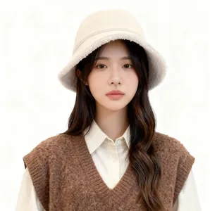 Fashionable plush warm bucket hat with thick fleece lining for women