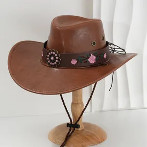Klassischer Cowboyhut aus braunem PU-Leder mit Blumenstickerei und breiter Krempe