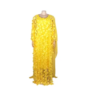 Élégante robe longue africaine jaune pour femme avec broderies florales en 3D détaillées