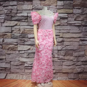 Elegantes rosa afrikanisches Abendkleid mit luxuriöser 3D-Blumenstickerei und Pailletten.
