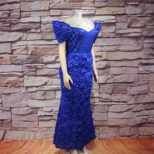 Luxuriöses blaues afrikanisches Abendkleid mit 3D-Blumenstickerei und Pailletten