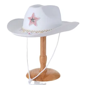 Weißer Damen Cowboyhut mit pinkfarbenem Paillettenstern und bunten Verzierungen