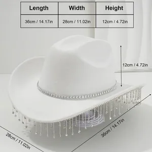 Witte vilten cowboyhoed met fonkelende strass franjes en maattabel voor afmetingen