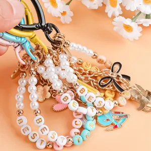 Llavero de cuentas DIY colorido con letras BESTIE y colgantes de tacones altos