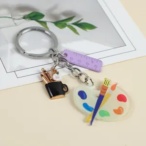 Llavero creativo de acrílico con paleta, pincel y regla para amantes del arte y los estudiantes