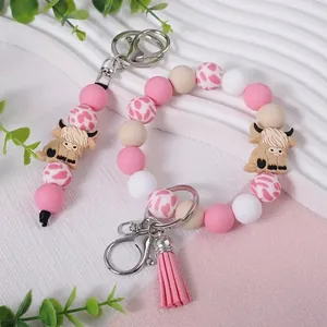 Highland Cow Silicone Bracelet Keychain With Tassel Boho Beaded Wristlet Key Ring Holder For Women Bag Charm Gift