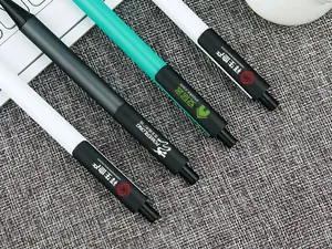 Detailed view of high-quality custom logo printing on sleek aluminum retractable gel pens