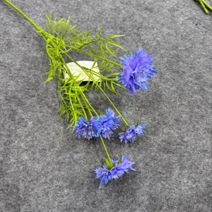 Nahaufnahme von 5-köpfigen künstlichen blauen Kornblumen für Heim- und Hochzeitsdekoration