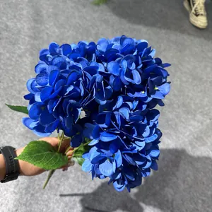 Detailansicht von künstlichen blauen Hortensien mit 5 Köpfen für Hochzeit und Deko