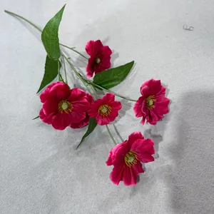 Nahaufnahme magentafarbene 6-köpfige künstliche Schmetterlingsblume für Hochzeit