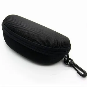 Étui à lunettes rigide noir minimaliste avec fermeture éclair et crochet rotatif de sport