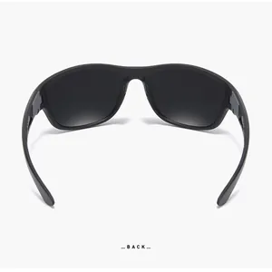 Rückansicht einer mattschwarzen polarisierten Sportsonnenbrille mit Innendetails